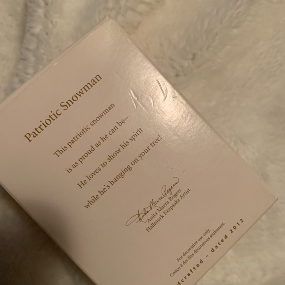 HALLMARK HOLIDAY ORNAMENT COLLECTION 2012 THE PATRIOTIC SNOWMAN NEVER USED - Picture 3 of 17